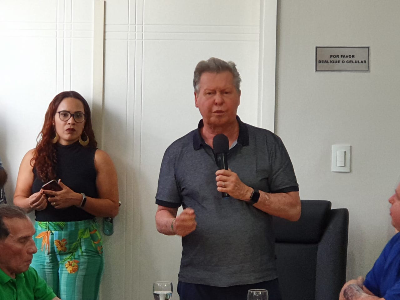 Prefeito Arthur Neto anuncia novos ônibus e outras medidas para melhorar o transporte coletivo