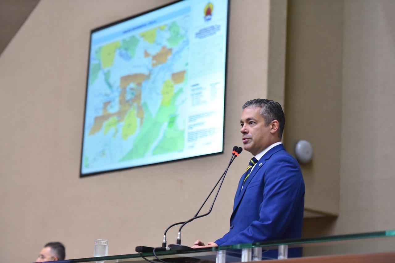 “Agência Nacional trava exploração de Petróleo e Gás em 18 áreas do Amazonas”, diz Josué