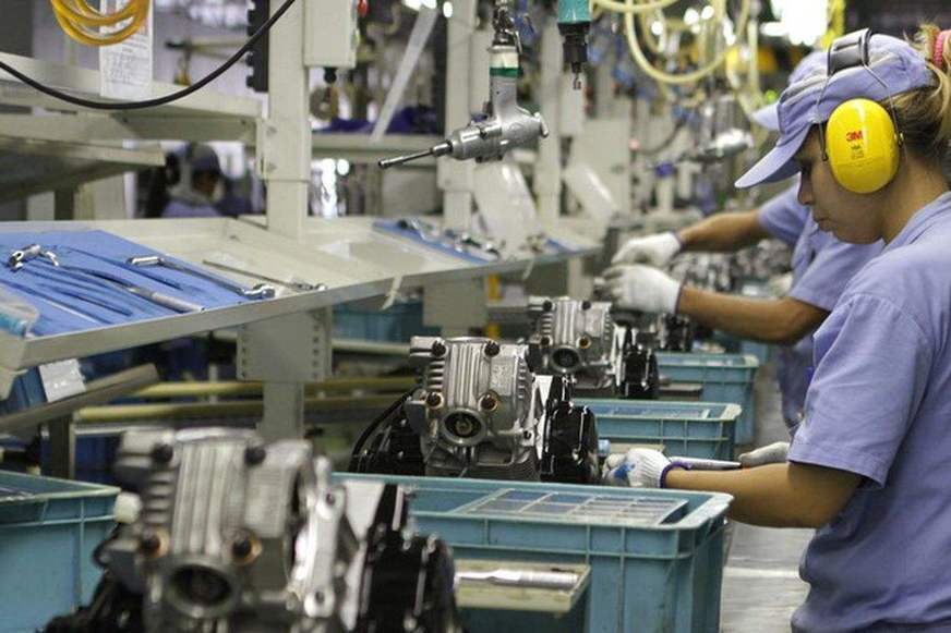 Industrias do Amazonas crescem 4% em relação a outros estados