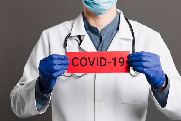Urgente: Estudantes de Medicina solicitam antecipação de colação de grau, para ajudar na pandemia no Amazonas