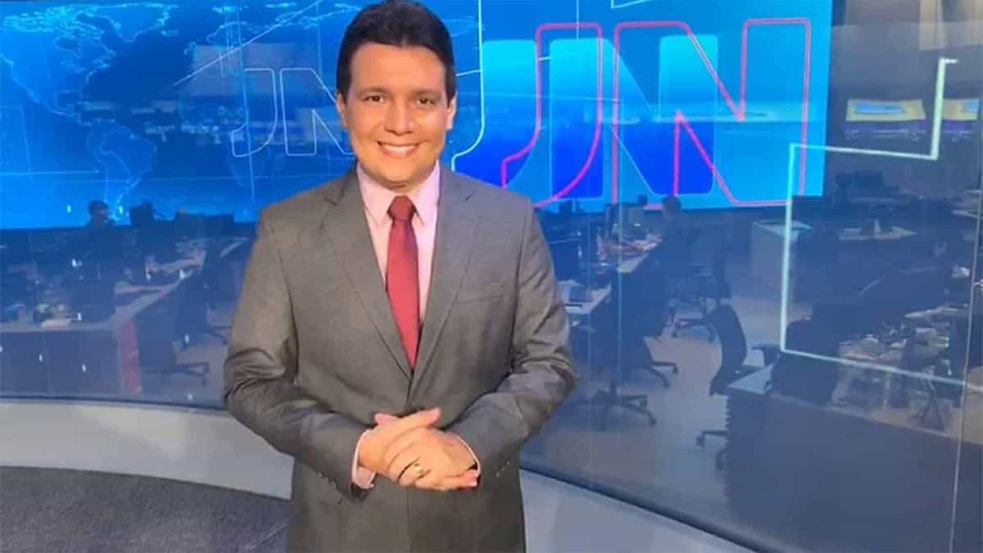 Apresentador do ‘JN’ tem coronavírus e respira com ajuda de aparelhos