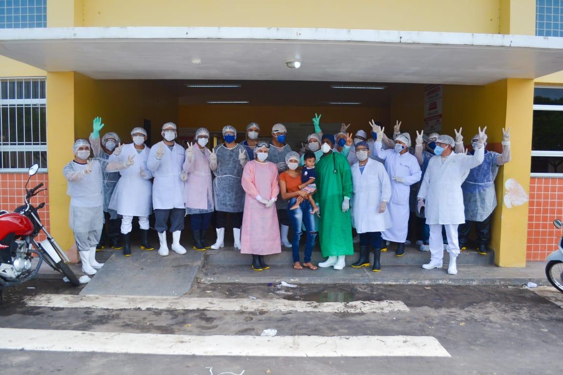 Bebê de 1 ano e 4 meses é o primeiro a ser curado por Covid-19 em Parintins