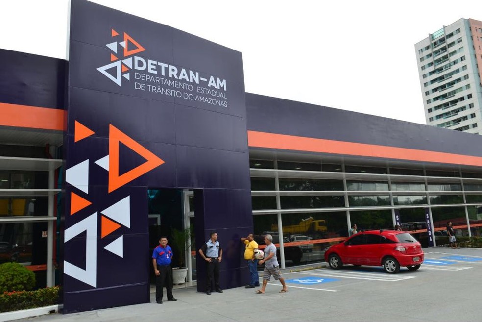 Surtou: Detran-AM reajusta 4,01% as taxas em meio à crise econômica provocada pela pandemia ‘corona vírus’