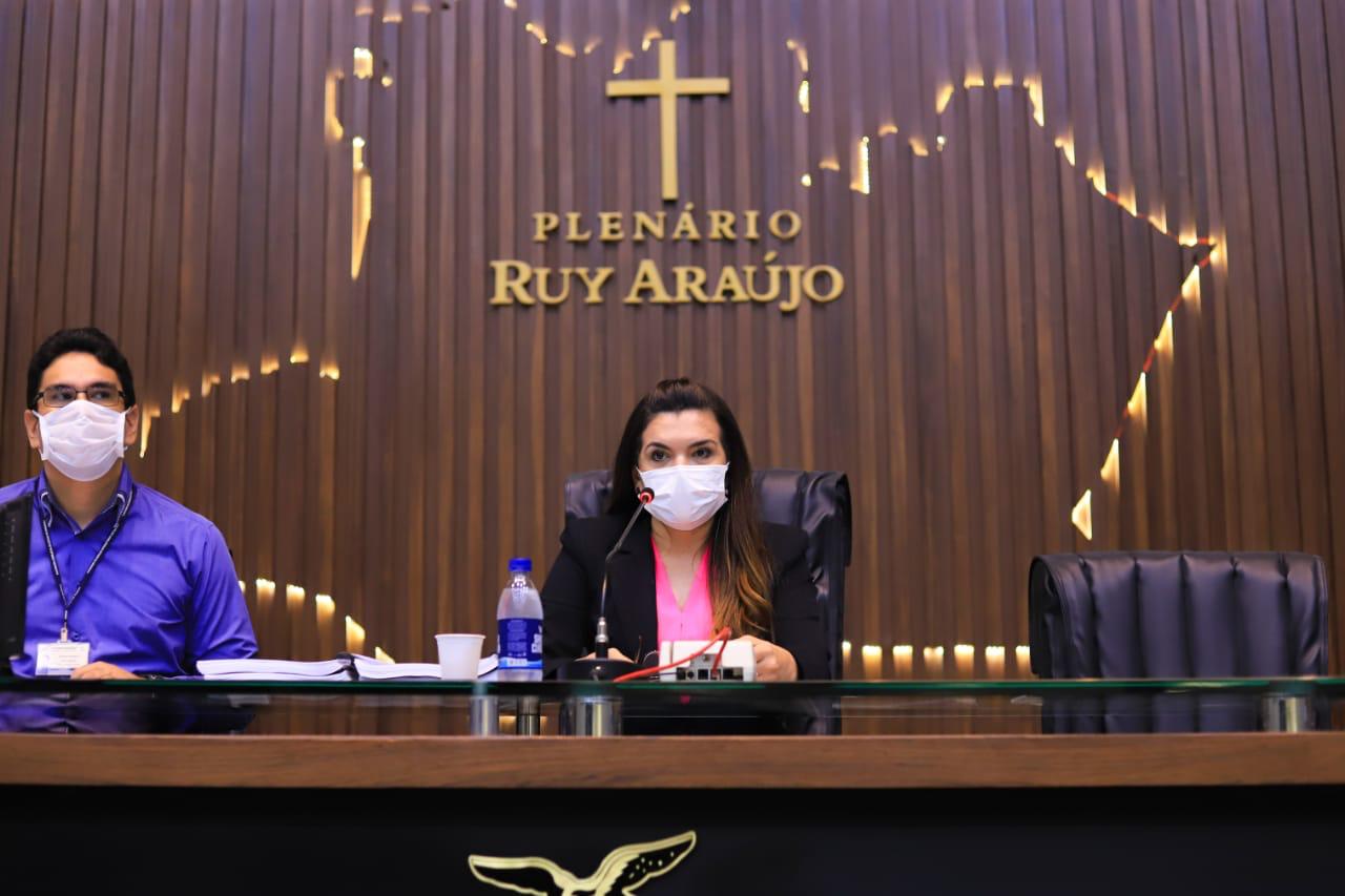 Comissão de impeachment dá início aos trabalhos com definição de cronograma e notificação dos denunciados