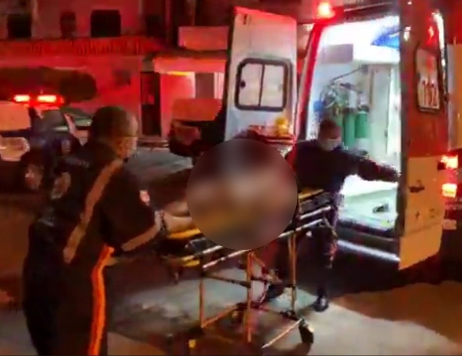 Durante bebedeira, homem leva três tiros em Manaus