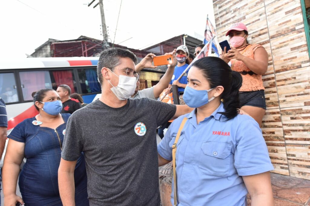 David Almeida suspende agenda de campanha após mãe ser diagnosticada com Covid