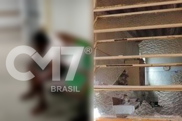 Bandido atrapalhado tenta invadir casa e acaba ficando preso em janela de vidro; veja vídeo