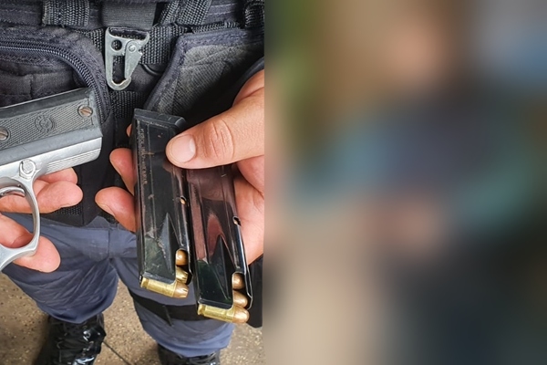 Bandido ‘valentão’ tenta atirar em policial mas acaba levando ‘balaço’, em Manaus; imagem forte