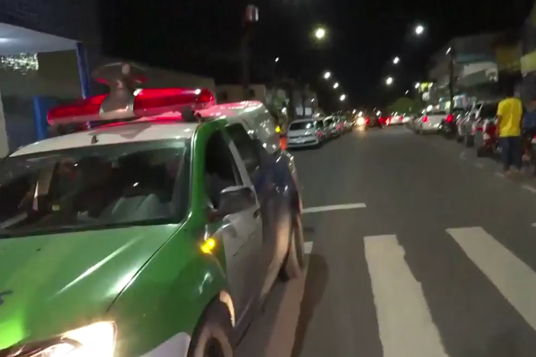 Homem é brutalmente executado durante perseguição de criminosos, no Jorge Teixeira; cenas fortíssimas