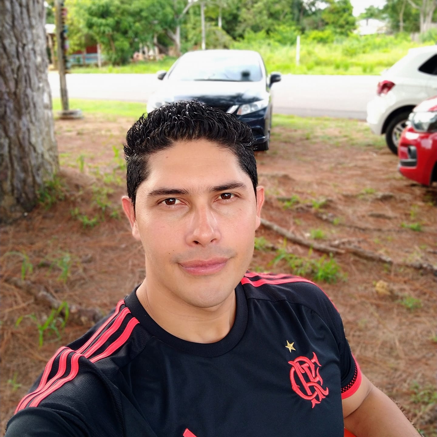 Conselheiro Tutelar é assassinado com tiros na cabeça em praça pública, no Amazonas