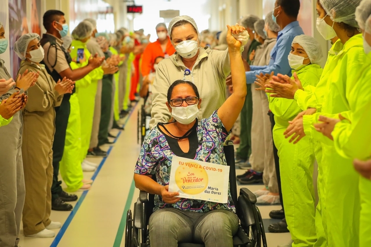 Hospital Delphina Aziz supera 6 mil altas de pacientes recuperados da Covid-19
