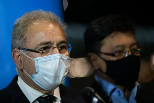 Ministro da Saúde diz que “logo, logo” brasileiro não precisará usar máscara