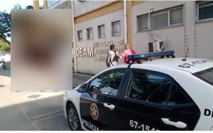 Crueldade: filho acorrentava e espancava a própria mãe, uma idosa de 74 anos; imagem forte