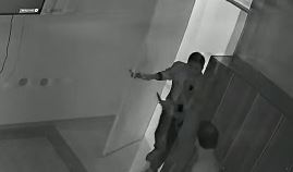 Cenas fortes: veja estratégia usada pelo homem que matou a esposa enquanto ela estava na cama com outro