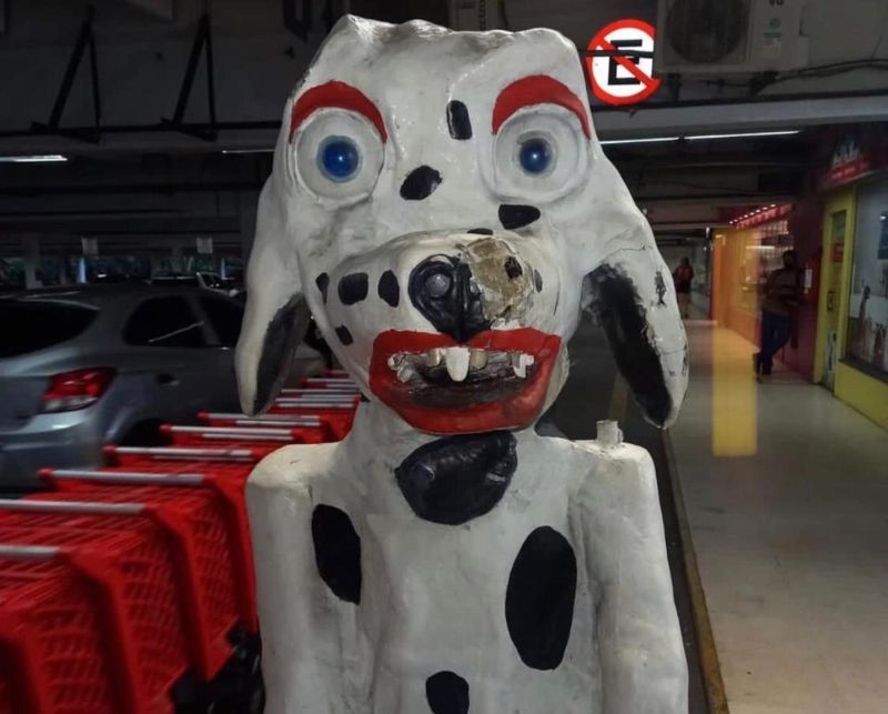 Icônica estátua do ‘Cachorro do DB’ da Ponta Negra é vandalizada e perfil oficial solta nota de repúdio