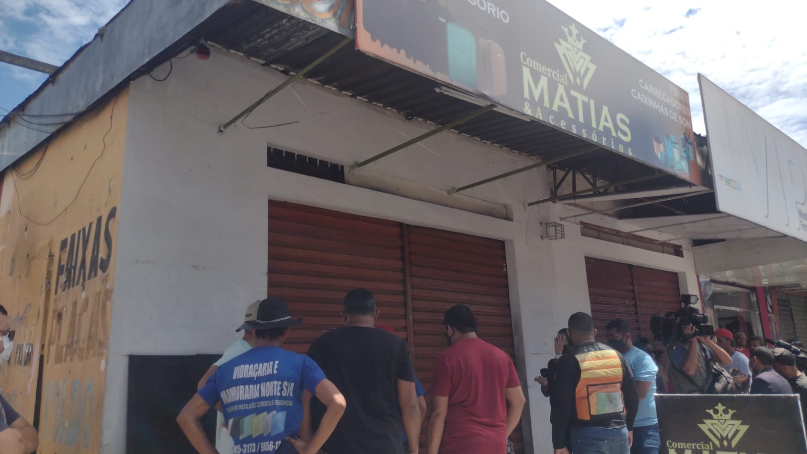 Veja o momento é que empresário é assassinado no Mutirão, em Manaus