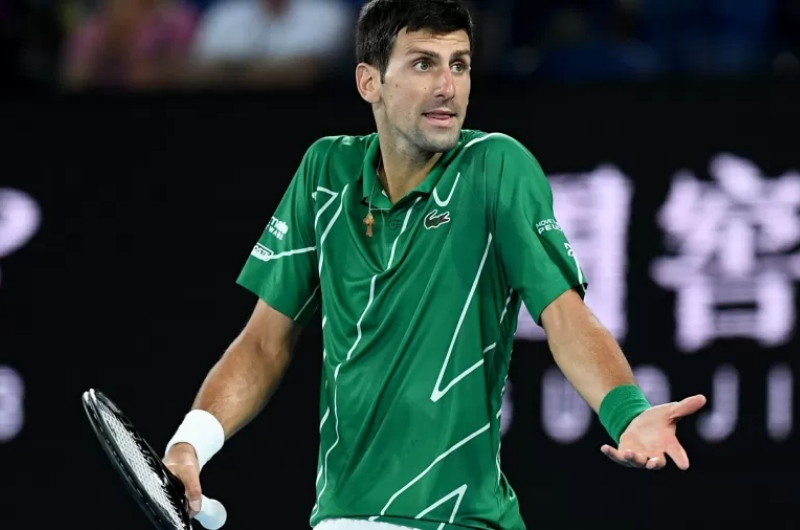 Conservadores no Brasil defendem tenista Djokovic; ao lado de Omar Aziz, esquerda elogia governo australiano