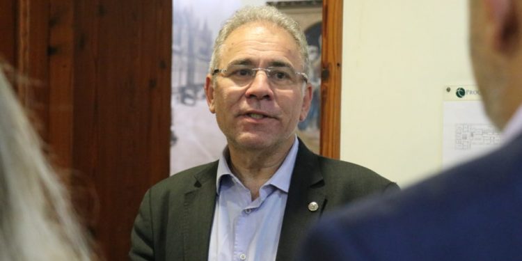 Ministro da Saúde diz que Brasil liderará vacinação infantil
