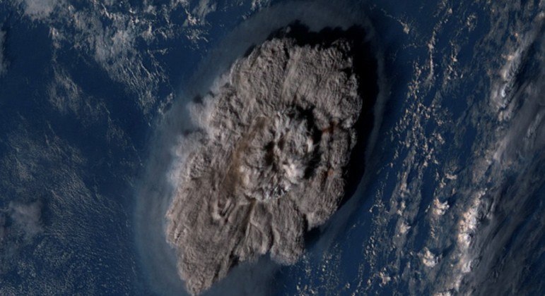 Nova erupção é detectada no vulcão de Tonga