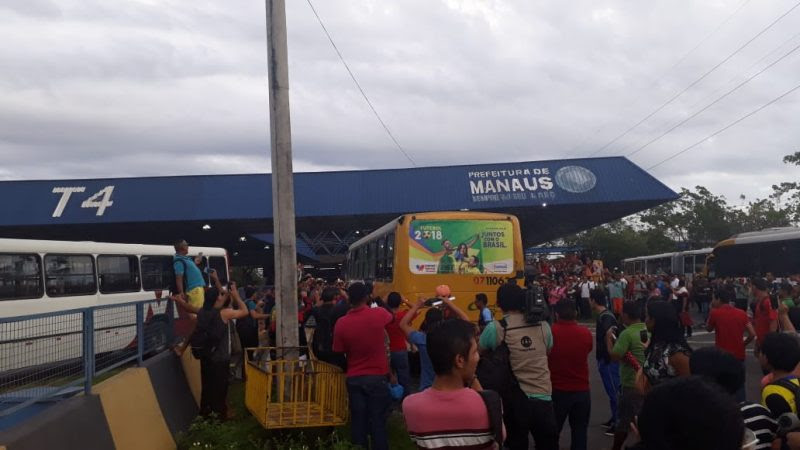 Ladrão é pego após roubar cidadão que saiu de casa em busca de emprego; veja