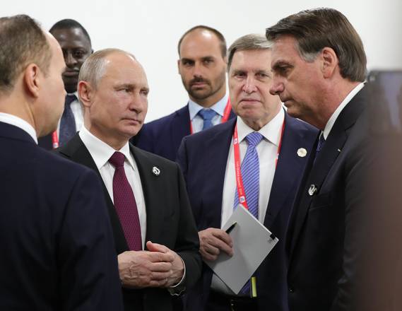 Orientação de Bolsonaro para Putin pode manter a paz na Ucrânia: "Vamos torcer para que dê certo"
