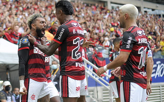 Flamengo pode dar dupla felicidade à torcida em jogo contra o Botafogo