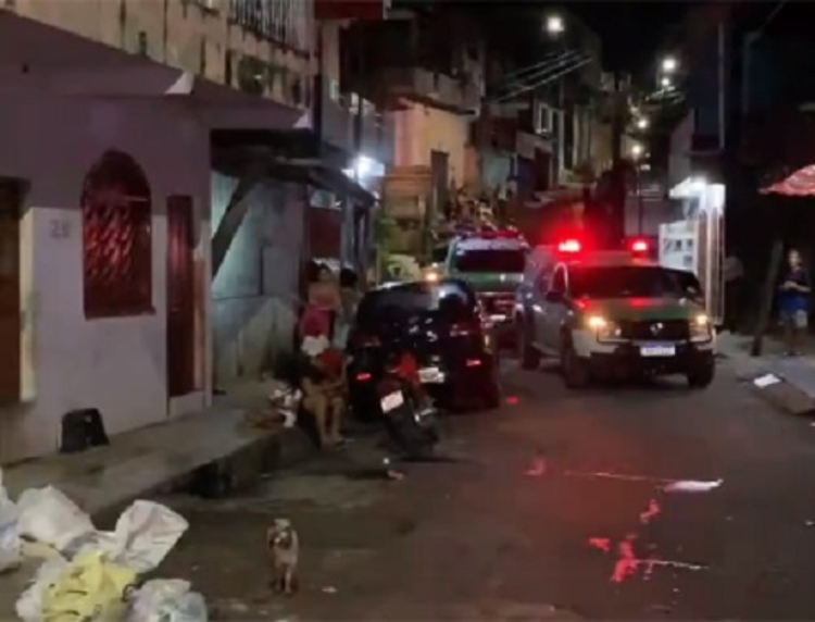 Vulgo Júnior Baleia tem casa invadida e é friamente executado a tiros na Compensa