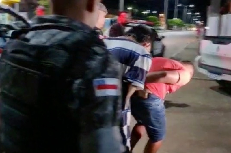‘Pescoço’ e ‘Marcinho’ são presos a caminho de aniversário de traficante em Iranduba