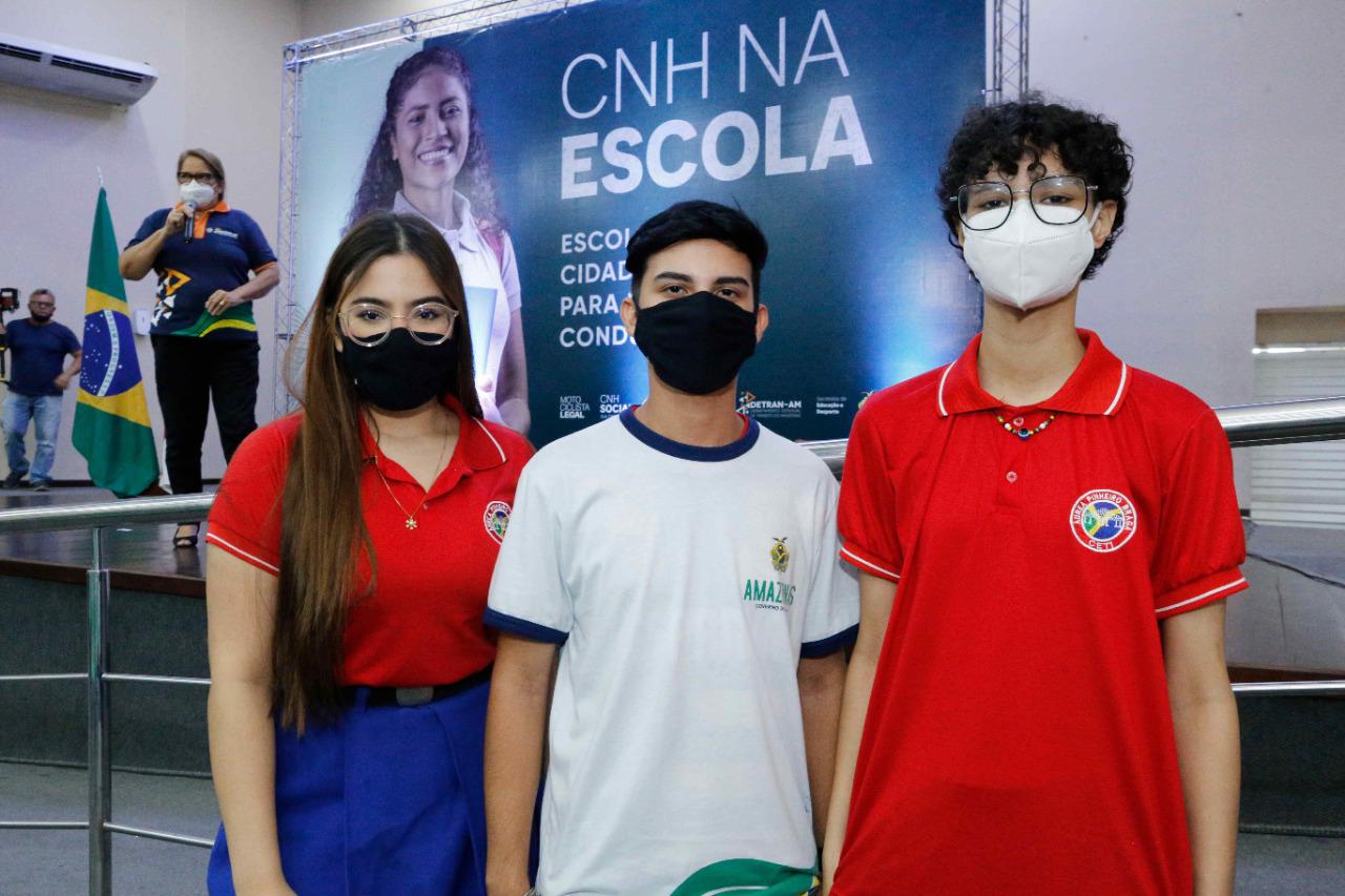 ‘CNH na Escola’: projeto-piloto do Governo do Amazonas representa oportunidade para estudantes de baixa renda