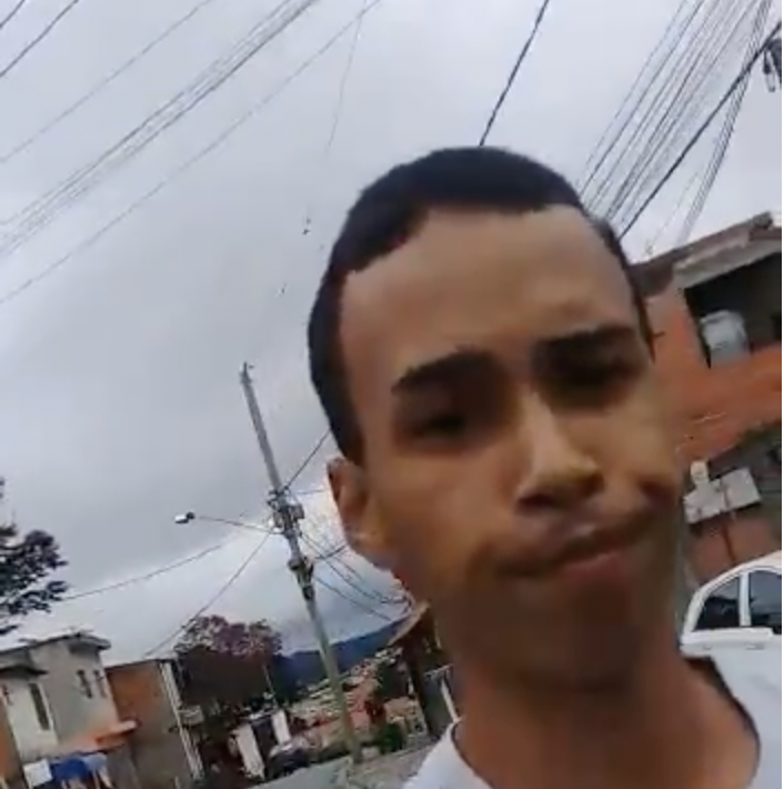 Suposto Policial Militar leva tir0 na cabeç4 durante assalto  