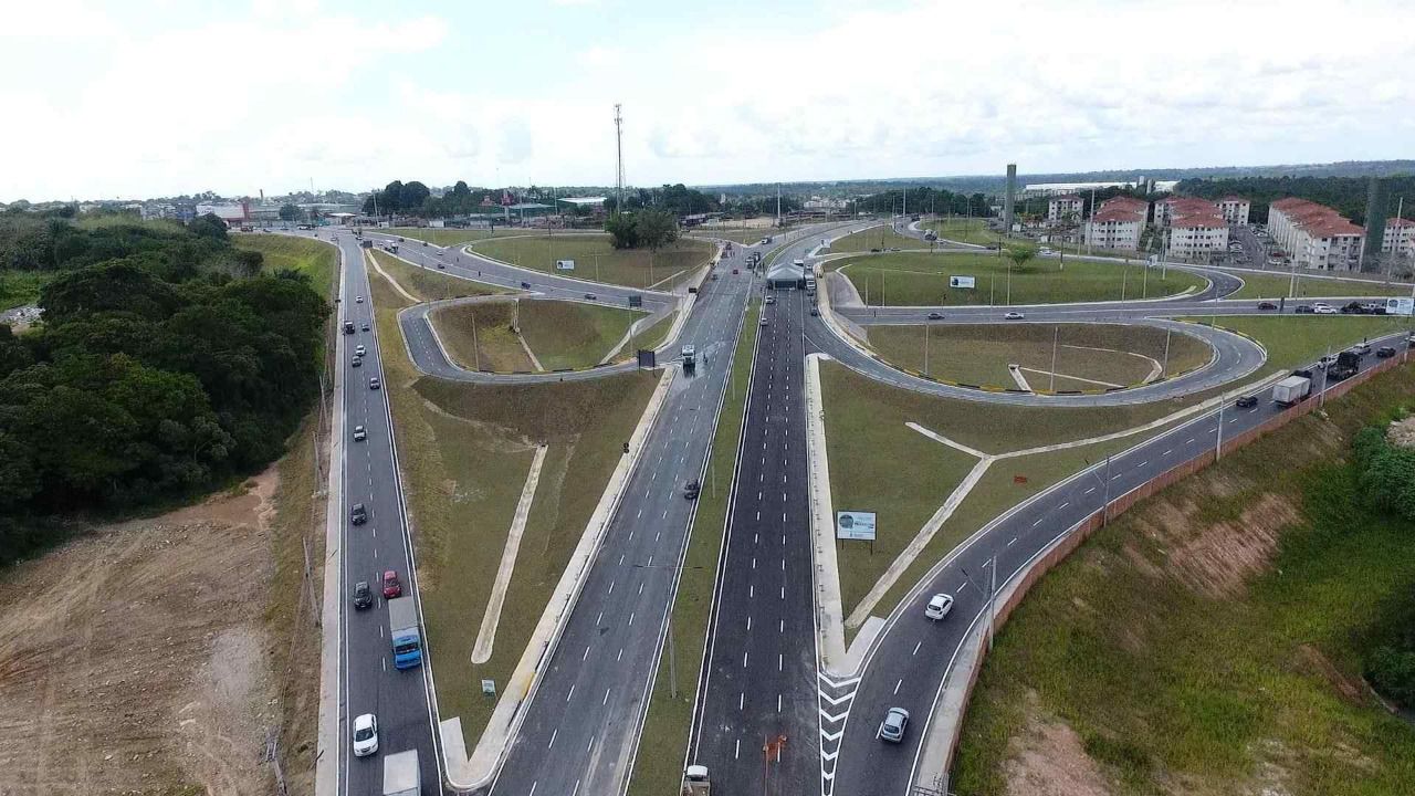 Em três anos, Governo do Estado concluiu mais de 170 obras em 55 municípios do Amazonas