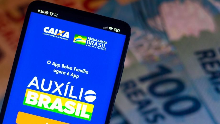 Beneficiários do Auxílio Brasil com NIS final 9 recebem nesta quinta-feira (29)
