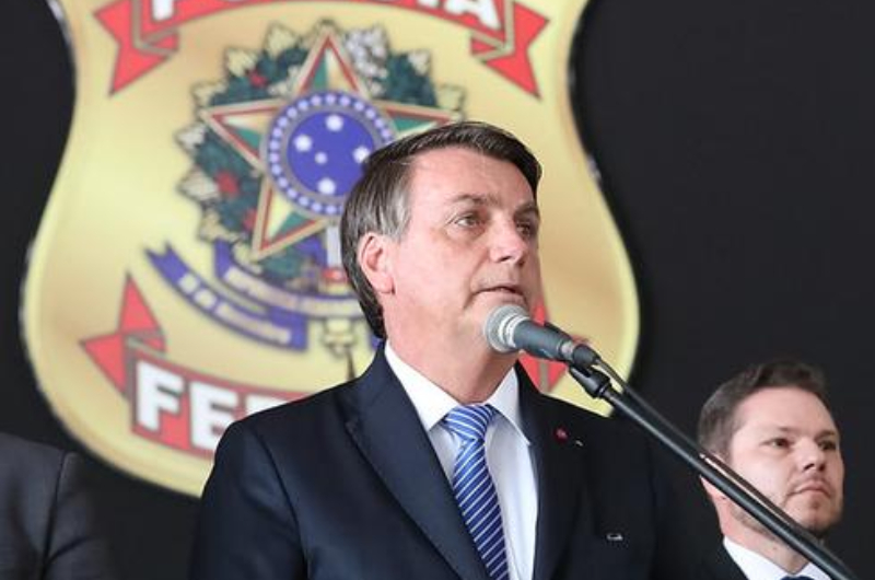 Presidente Bolsonaro autoriza mais 2 mil vagas para convocados nos concursos da PF e PRF