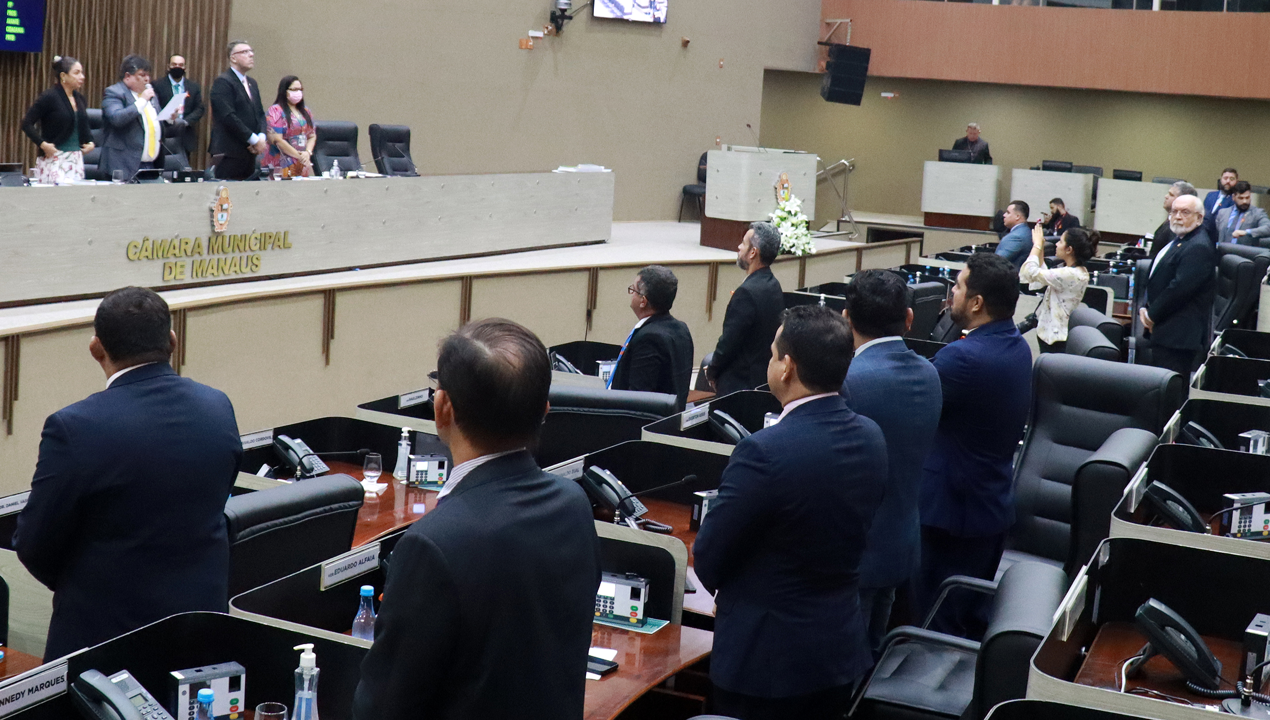 Vereadores aprovam criação de 3,5 mil cargos para professor na estrutura da Semed